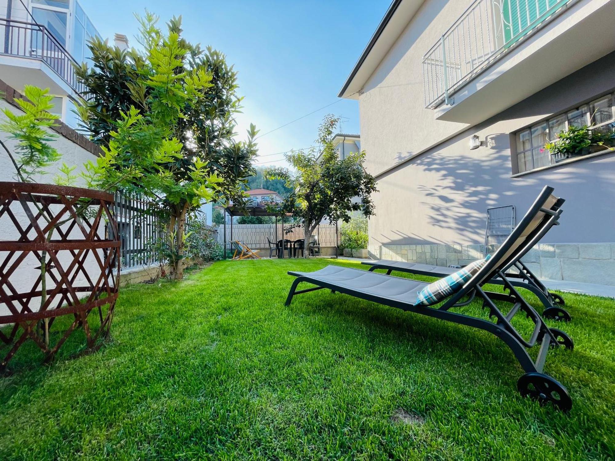 Casa Piero, Relax E Piscina Privata Tra Le Colline Delle Langhe Villa Alba  Exterior foto