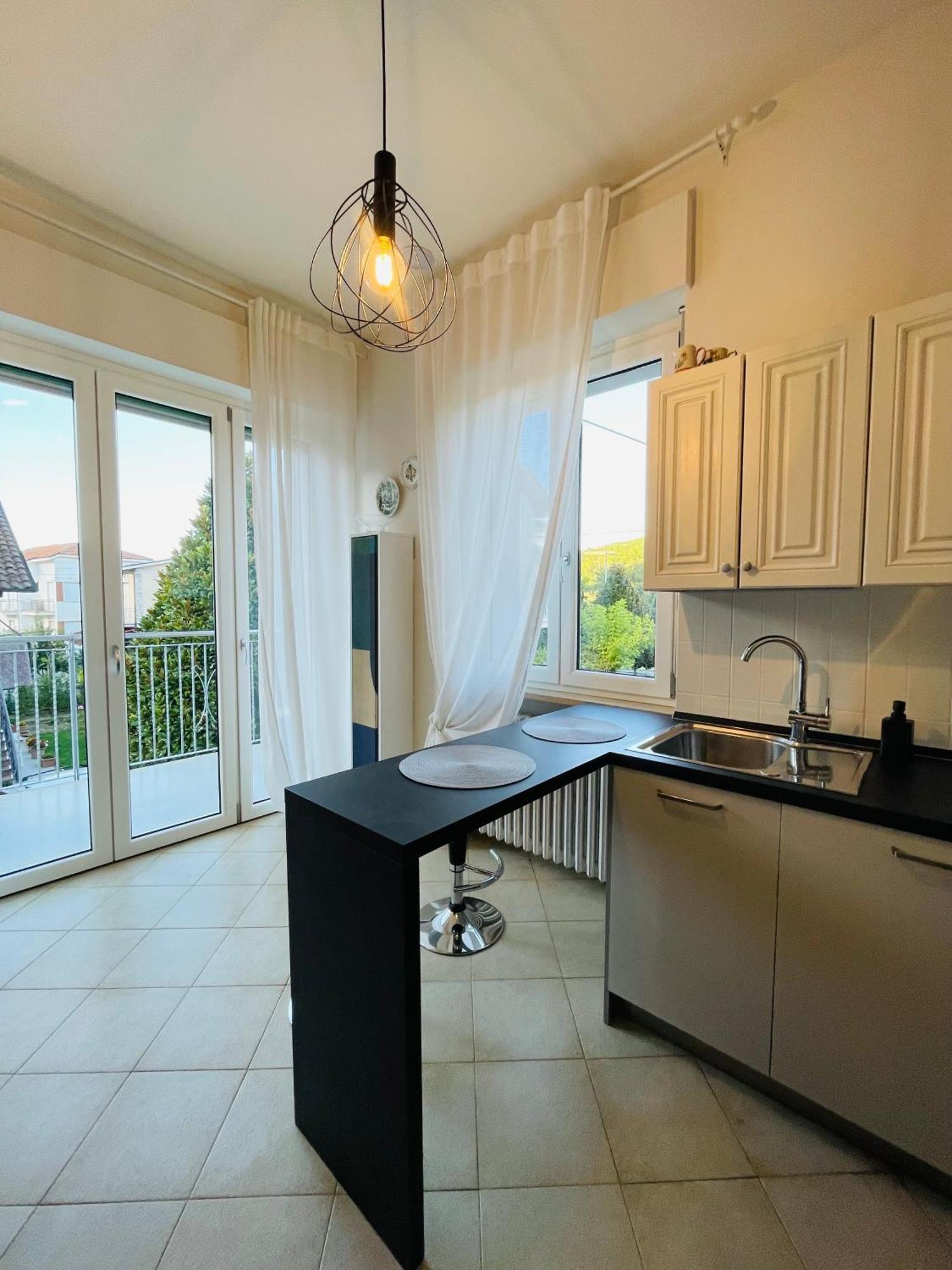 Casa Piero, Relax E Piscina Privata Tra Le Colline Delle Langhe Villa Alba  Exterior foto